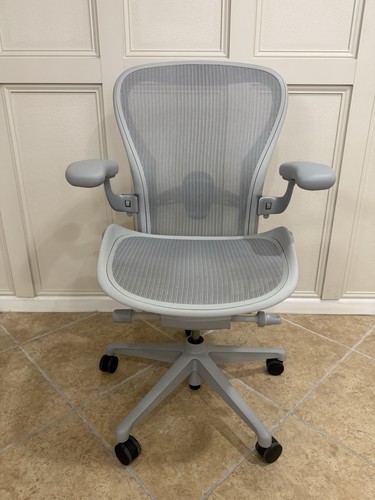 Herman miller aeron - miller, office