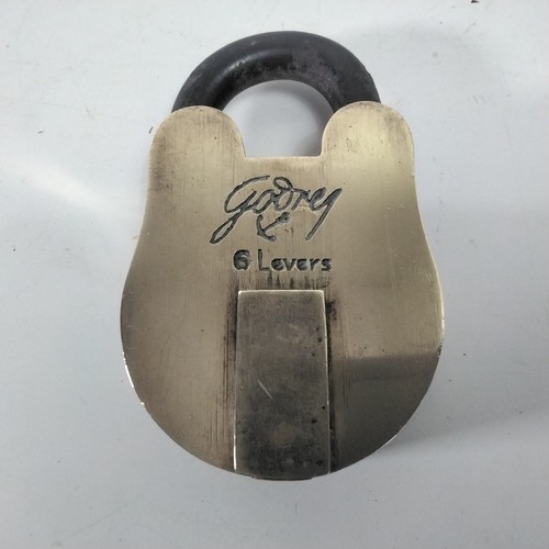 Godrej brass lever padlock - brass,