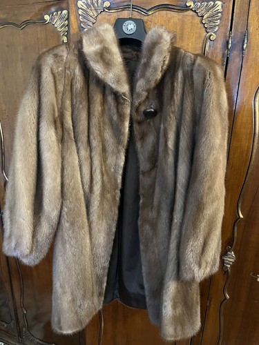 Raffinata pelliccia vintage - raffinata,
