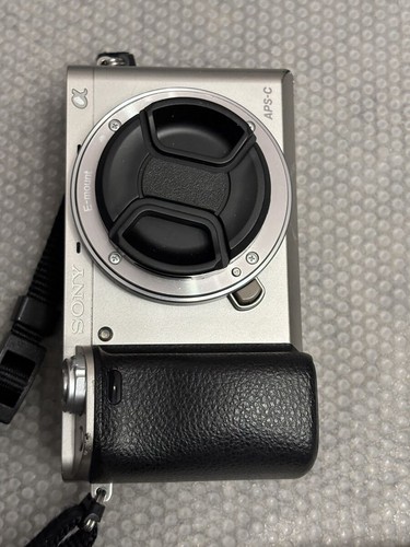 Fotocamera digitale compatta