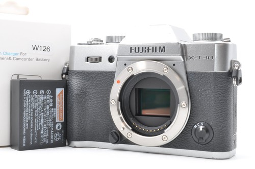 Fotocamera digitale mirrorless