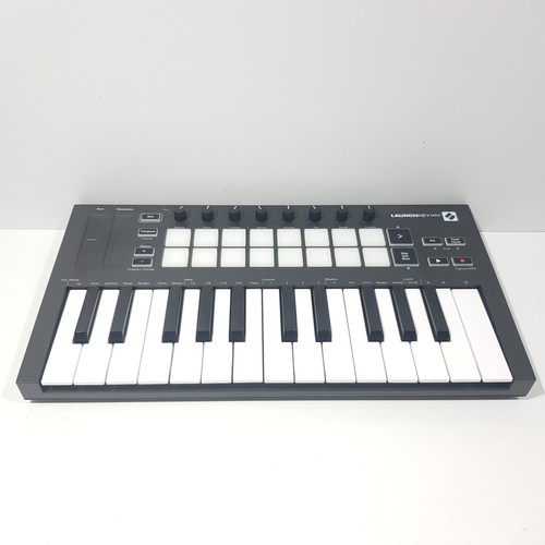 Teclado novation launchkey - teclado,