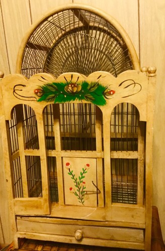 Splendida gabbia vittoriana - , in