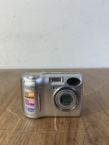 Nikon coolpix 5600 1 - nikon,