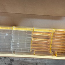 Custodia audiocassette gialle