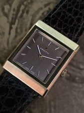 Zenith 18kt Gold Tank Brick
