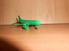 KINDER FERRERO: AEREO VERDE  1