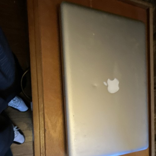 Apple macbook pro 2 4ghz - apple,