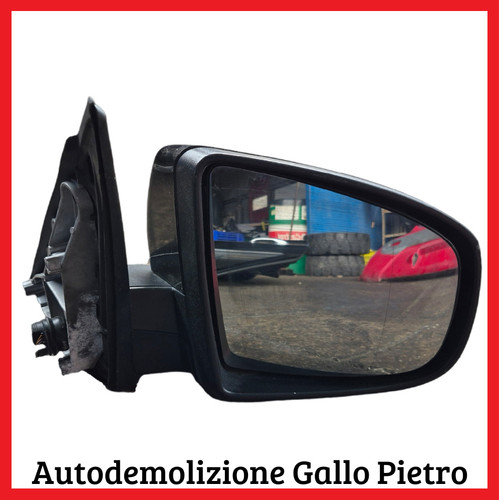 Specchietto nero retrovisore