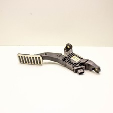 HYUNDAI KONA Acceleratore