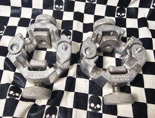 Coppia di morsetti per tubi Manfrotto Autopole C4 in alluminio a 4 vie