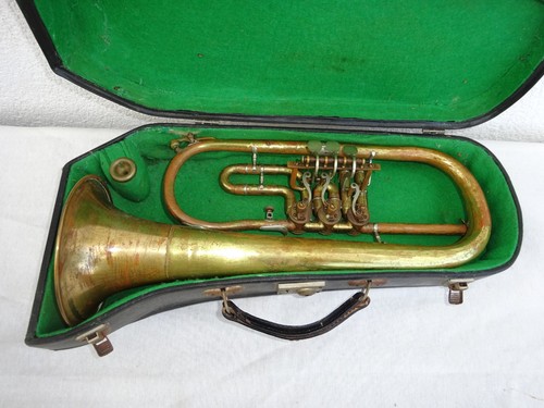 Flugelhorn circa cm - 42,