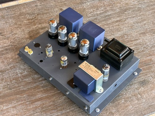 Amplificatore valvolare stereo