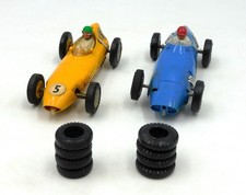 Scalextric F1 slot car 8 GOMME