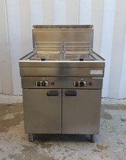 FRIGGITRICE A GAS DOPPIA VASCA