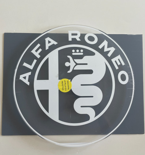 Insegna alfa romeo - alfa, su