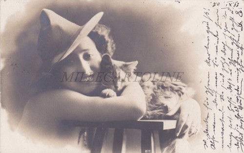 Donna con gatto foto - gatto,