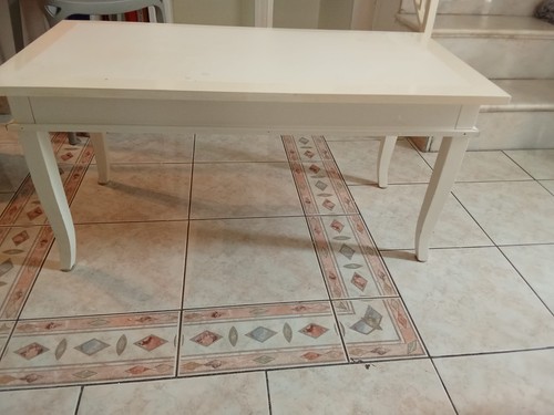 Tavolo rettangolare bianco