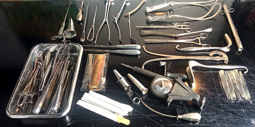 Strumenti medici lotto ferri - strumenti,