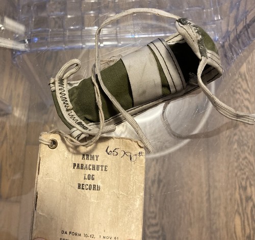 Army parachute log - parachute, record