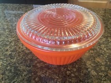 Piatto e coperchio frigo vintage Fire King F/O rosso/arancione in ottime condizioni