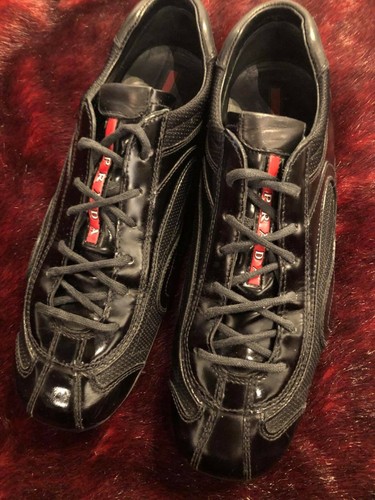 Prada nere pelle leather - in,
