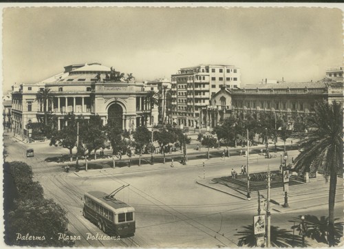 Palermo piazza politeama - palermo, con