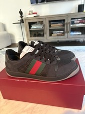 Gucci nero GG scamosciato