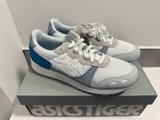 Scarpe da ginnastica nuove