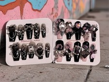 Emo, punk, stampa gotica sulle