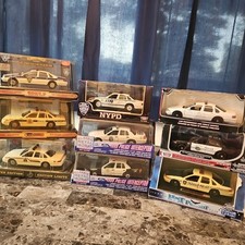 Modellino auto poliziotto 2007