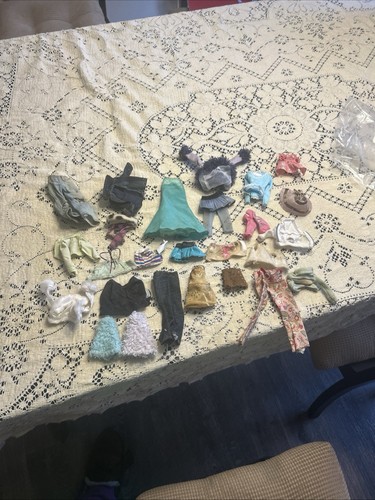 Confezione abbigliamento bratz - abbigliamento,
