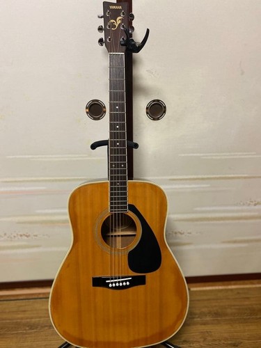 Chitarra acustica vintage