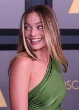 622297 Margot Robbie 2022 HD