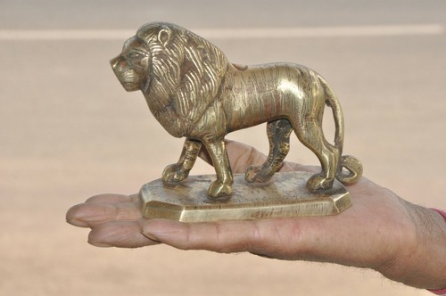 Vecchia figurina leone - di,