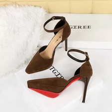 Decolte Marrone Scuro Con