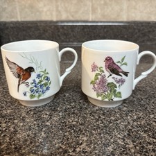 Set di due tazze vintage