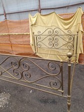 LETTO MATRIMONIALE OTTONE A RICCIOLI E POMOLI GROSSI - COMPLETO DI BARRE - 1960