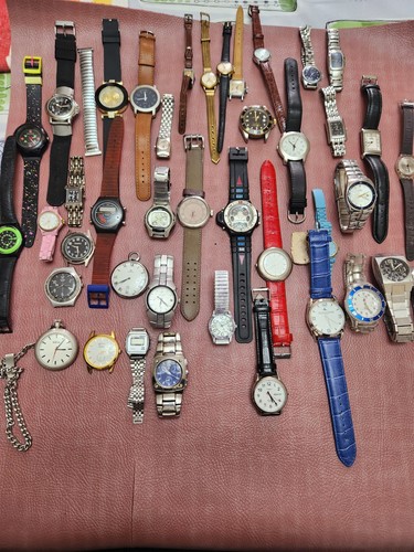 Stock orologi funzionanti - funzionanti, e