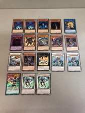 Lotto Stock 59 Carte Yu-Gi-Oh