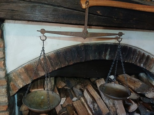 Bilancia antica ferro e - in,