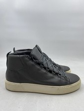 Sneakers alte con lacci