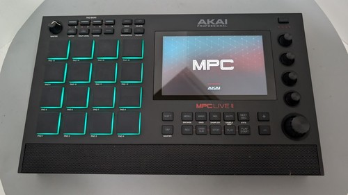 Akai mpc live ii - mpc,