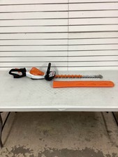 Tagliasiepi a batteria STIHL