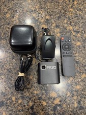 PIQo Mini Proiettore Smart Proiettore Portatile Tascabile Mobile con Cavo di Ricarica