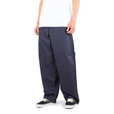 Pantaloni larghi chino