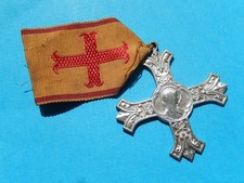 INSIGNE MEDAILLE  croix