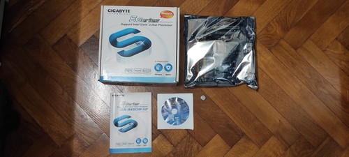 Scheda madre gigabyte - madre,