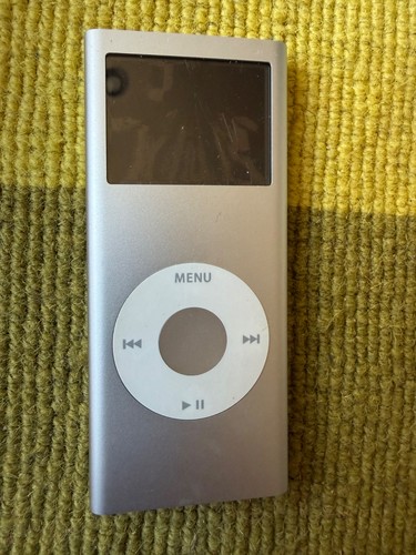 Apple ipod nano 2gb silver - apple,
