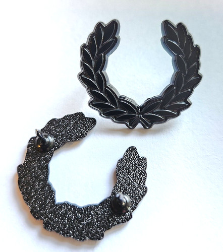Lorbeerkranz schwarz pin mba - pin, (mba